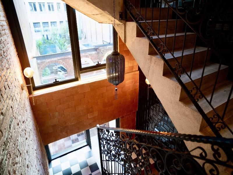 Hotel Lincoln Lounge image