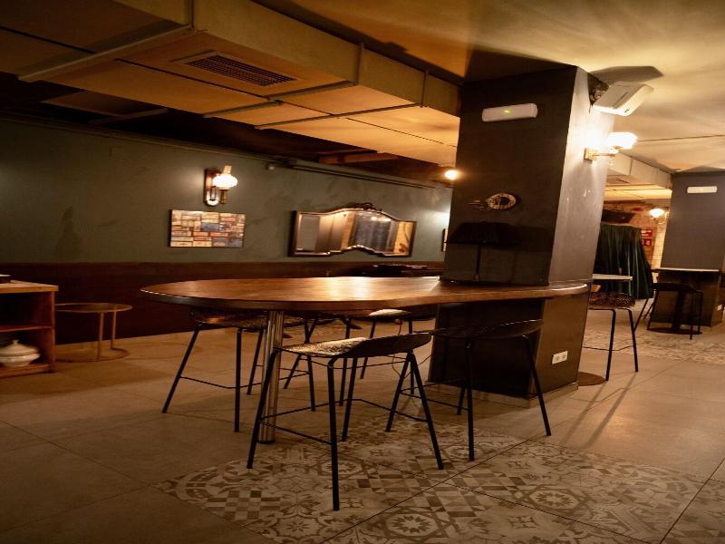 Hotel Lincoln Lounge image