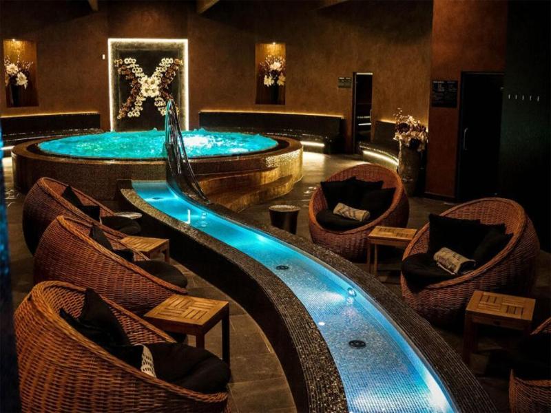 X Bionic Hotel image