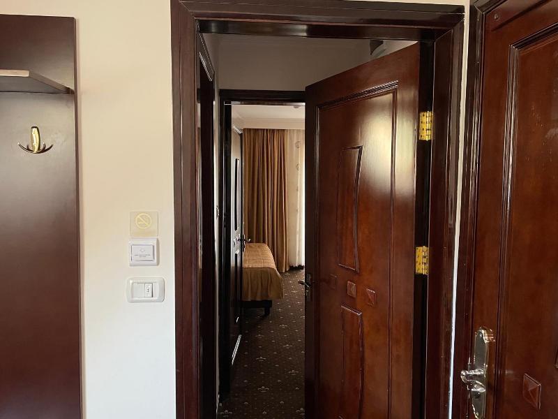 Hotel Arca Lui Noe image