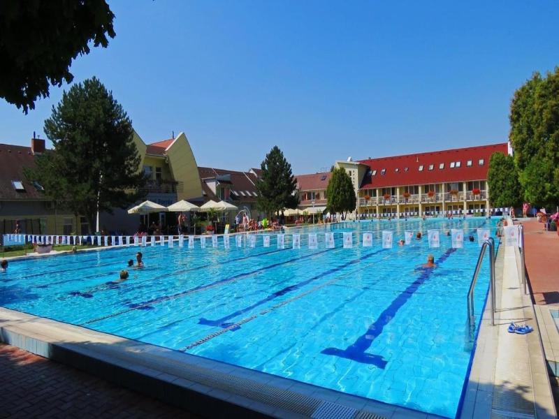 Het Vezer Apartmanhotel image