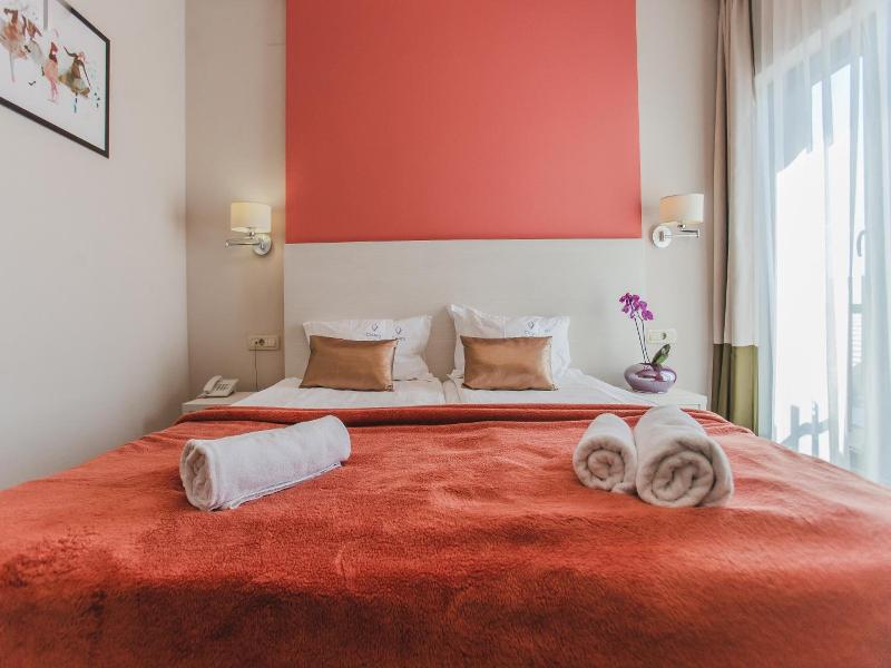Caro Boutique Hotel image