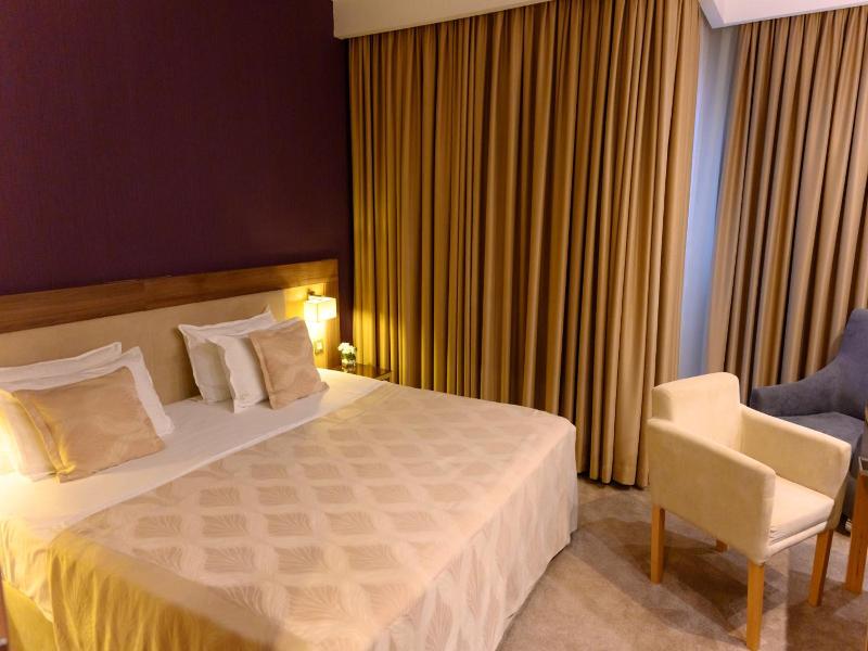 Hotel Tami Residence image