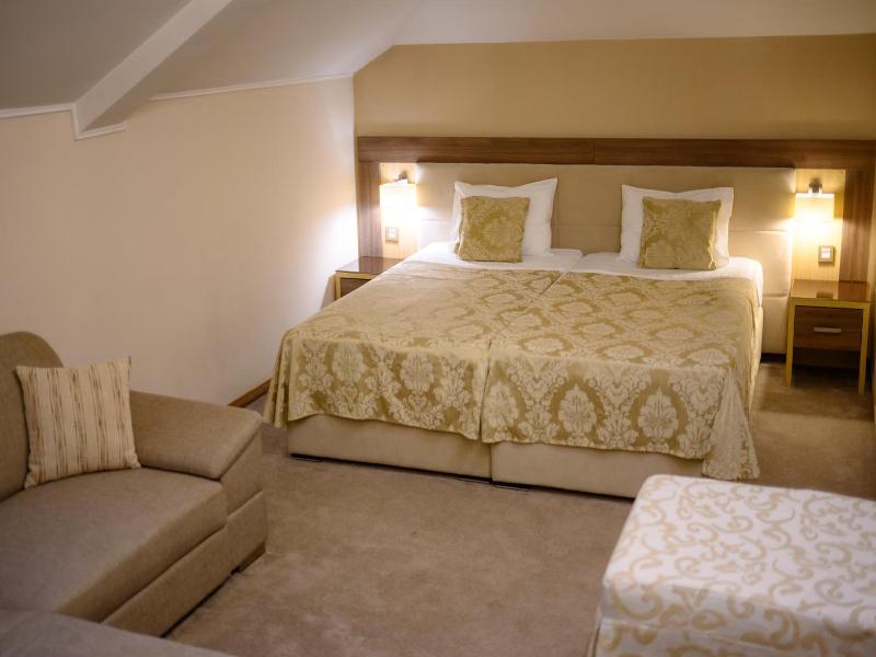 Hotel Tami Residence image