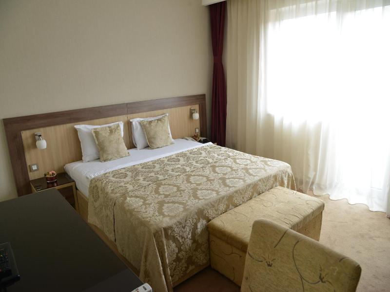 Hotel Tami Residence image