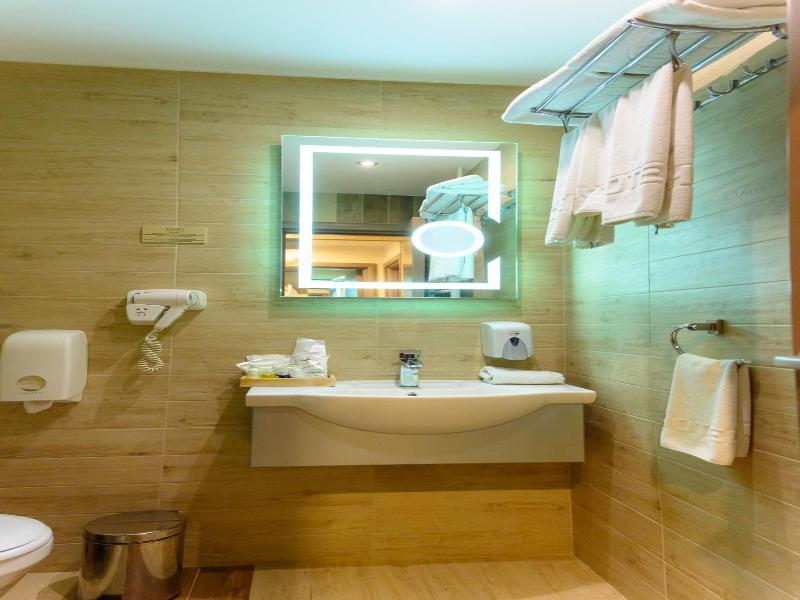 Hotel Tami Residence image