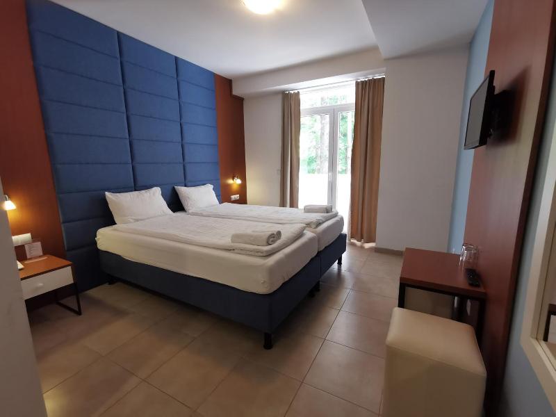 Hotel Spa Tino Sveti Stefan image