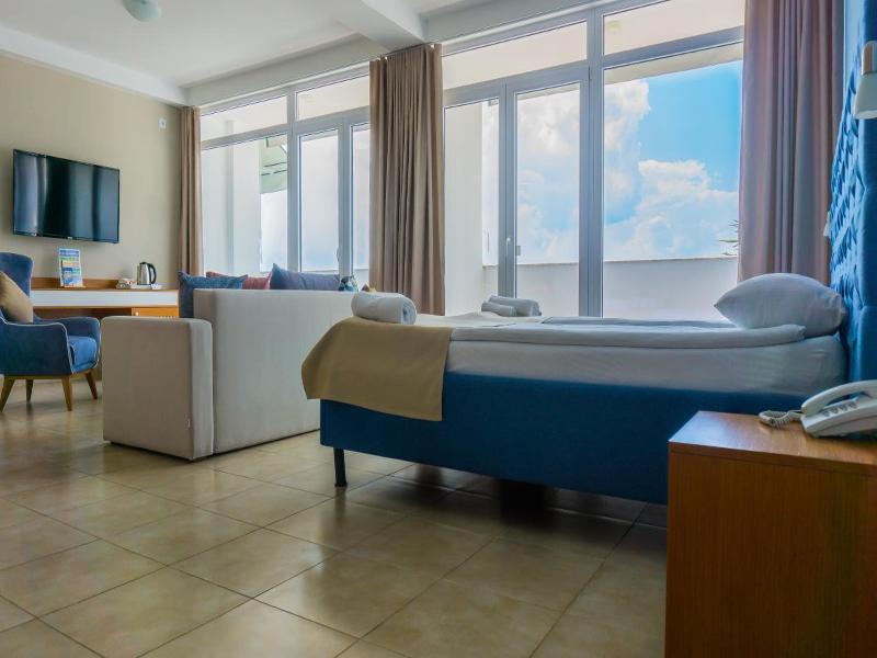 Hotel Spa Tino Sveti Stefan image