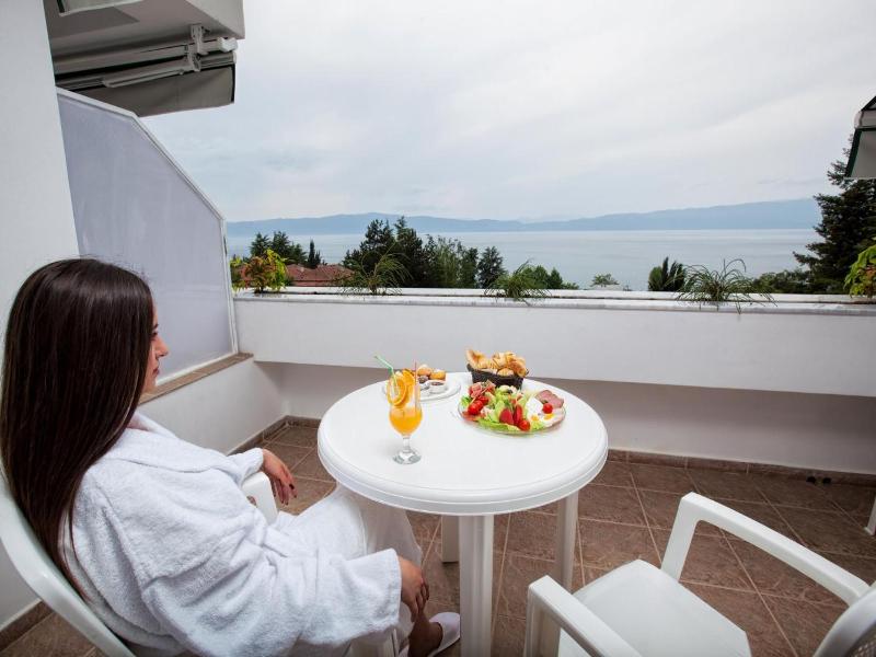 Hotel Spa Tino Sveti Stefan image