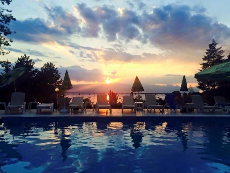 Hotel Spa Tino Sveti Stefan image