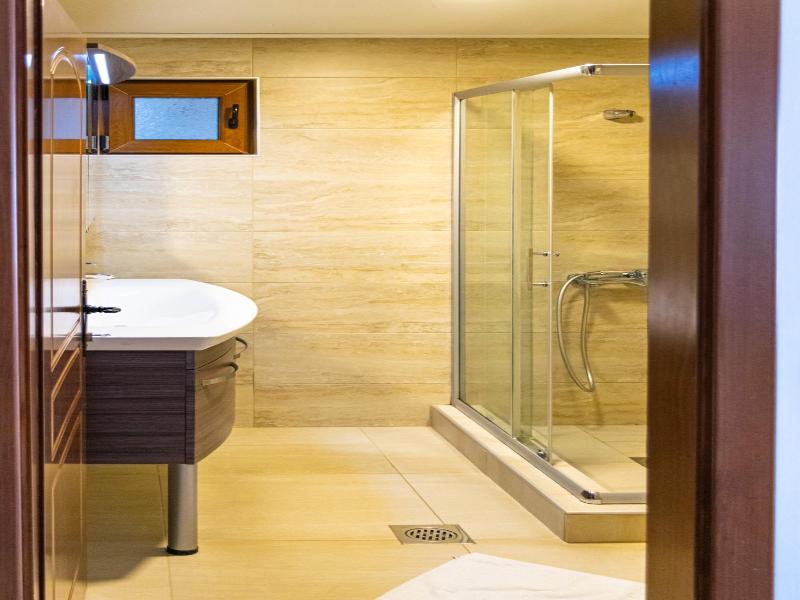 Hotel Spa Tino Sveti Stefan image