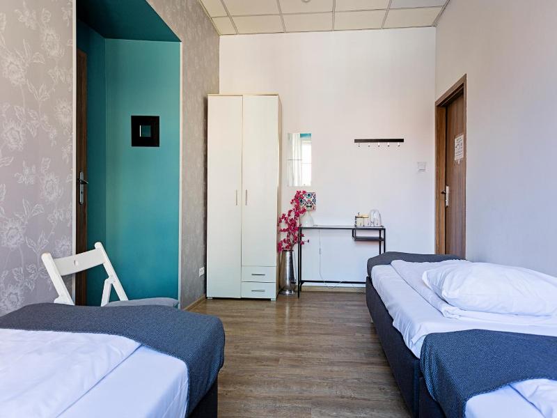 Folk Hostel image