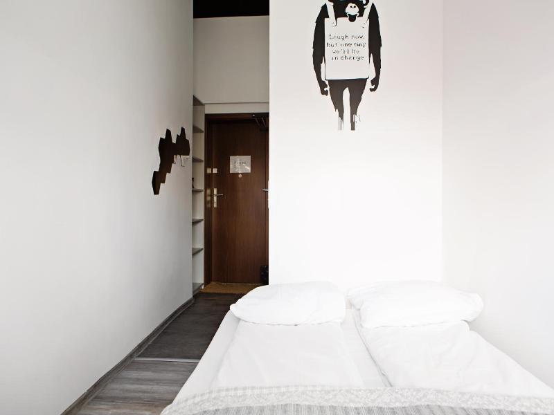 Folk Hostel image