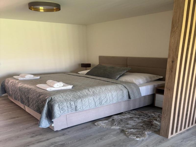Motel M image