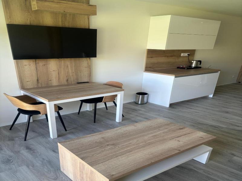 Motel M image