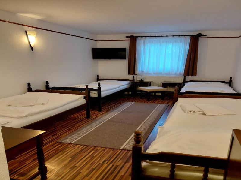 Motel M image