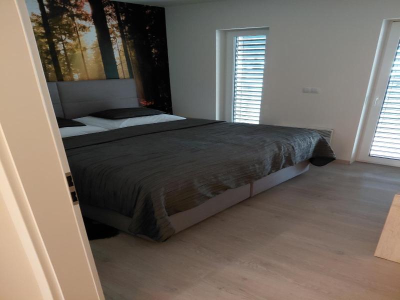 Motel M image