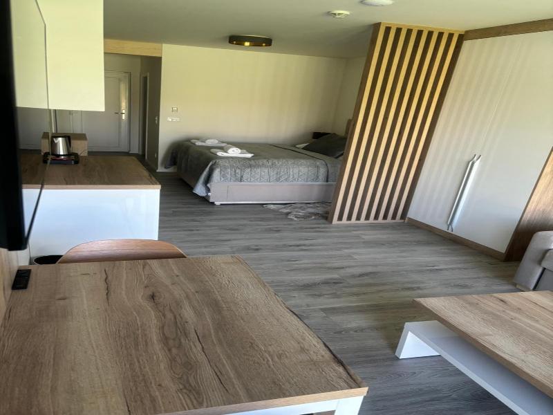 Motel M image