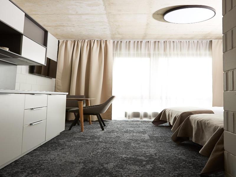 Air Hotel image