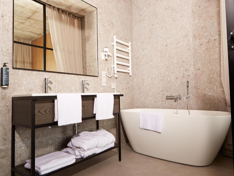 Air Hotel image