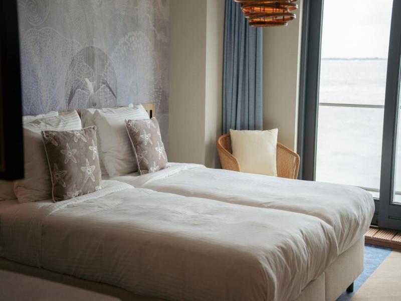 Beachfront Boutiquehotel image