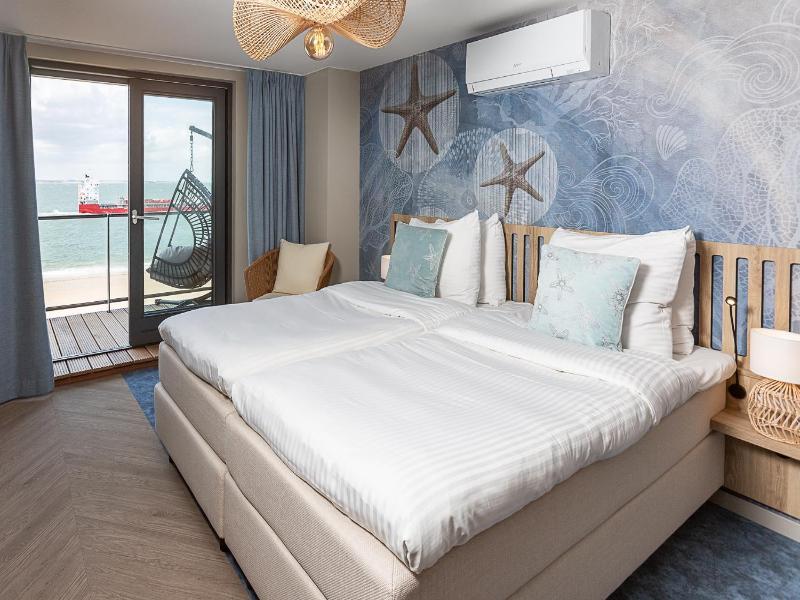 Beachfront Boutiquehotel image