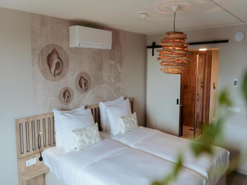 Beachfront Boutiquehotel image
