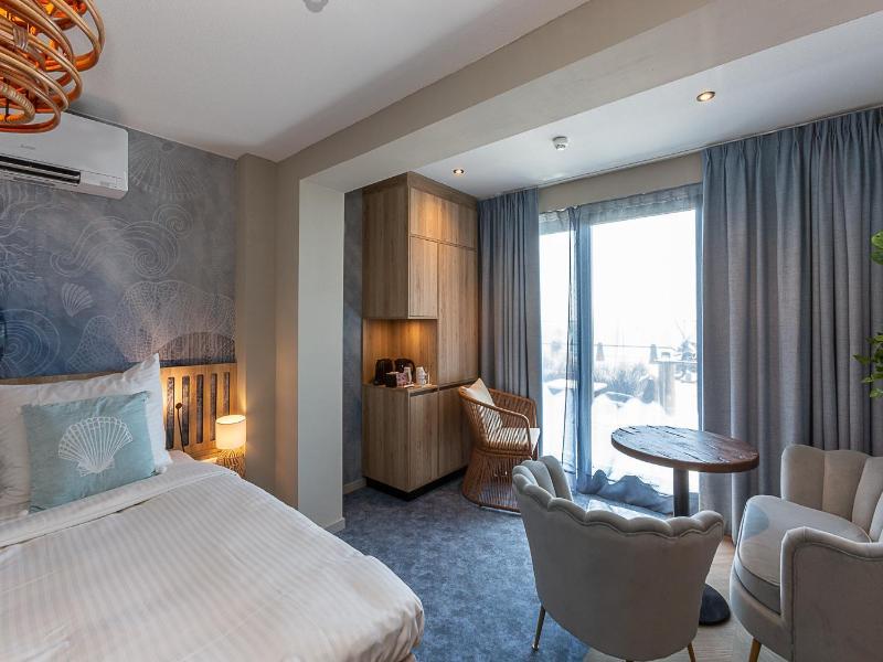 Beachfront Boutiquehotel image