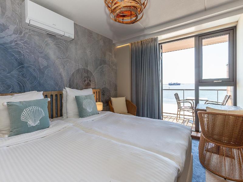 Beachfront Boutiquehotel image
