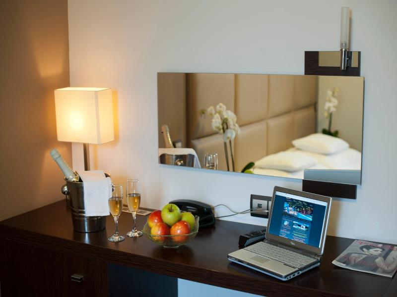 Hotel Villa Volgy Wellness Konferencia image