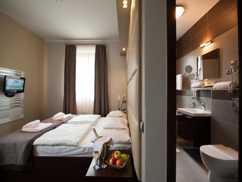 Hotel Villa Volgy Wellness Konferencia image