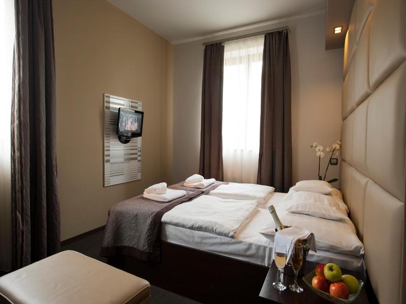 Hotel Villa Volgy Wellness Konferencia image