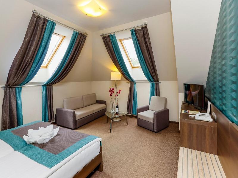 Hotel Villa Volgy Wellness Konferencia image