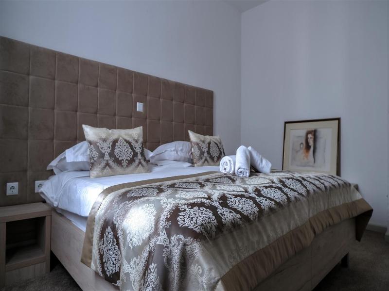 Hotel Consul image