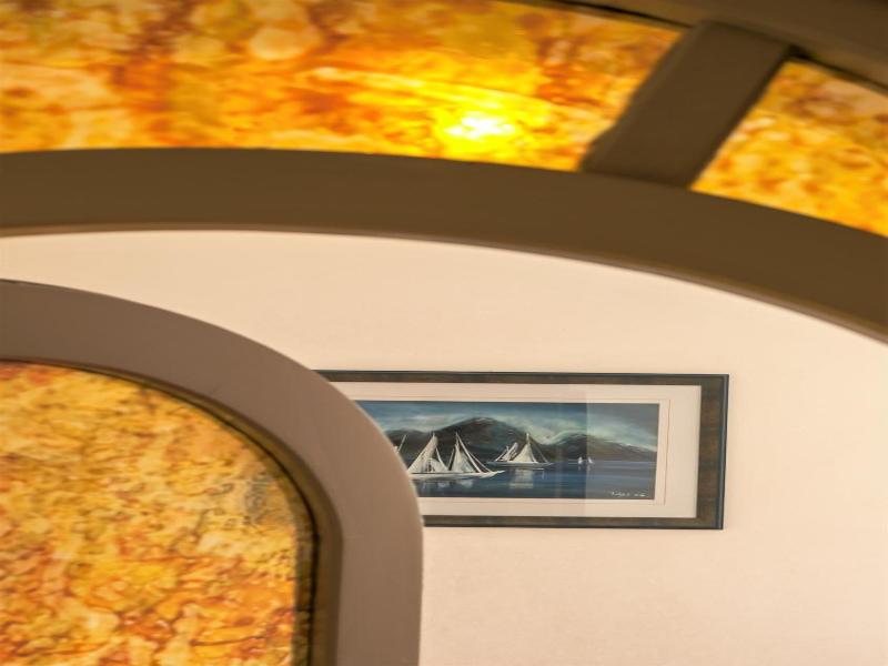 Hotel Consul image