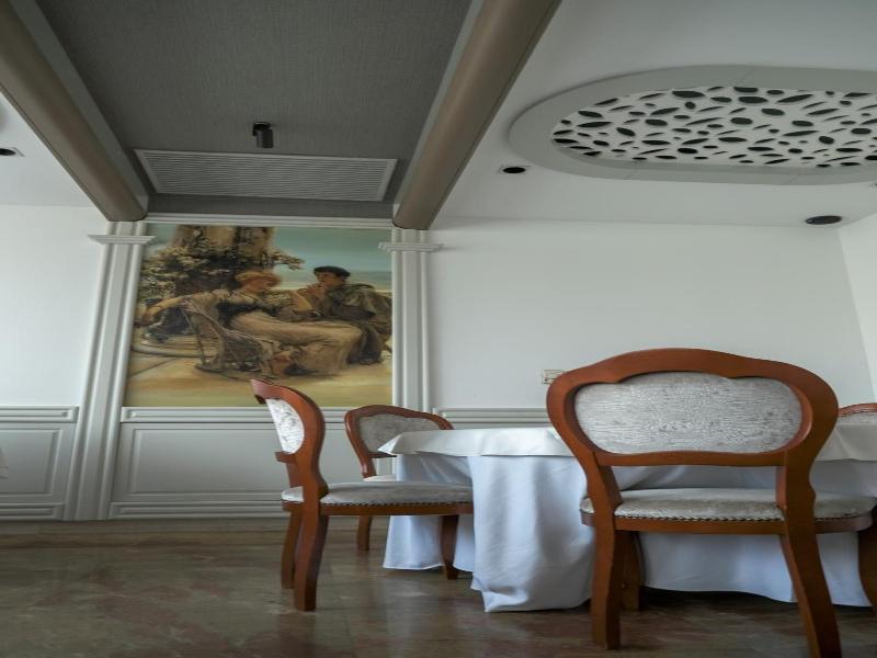 Hotel Consul image