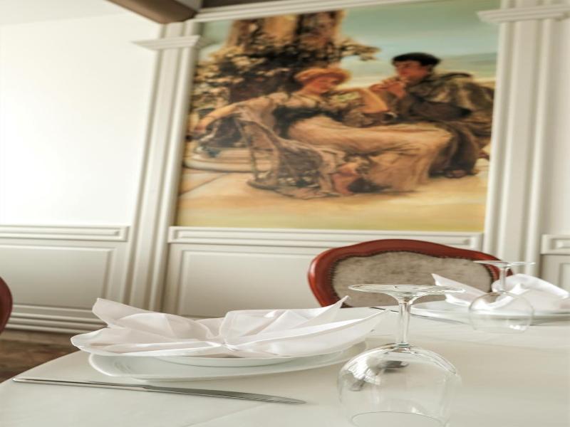 Hotel Consul image