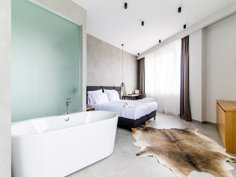 Korpa Deli Rooms image