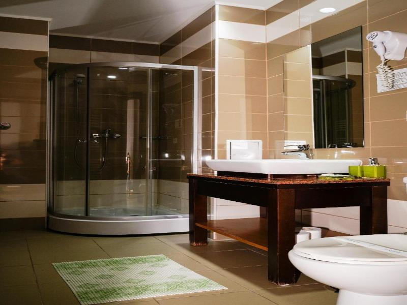 Hotel Criss image