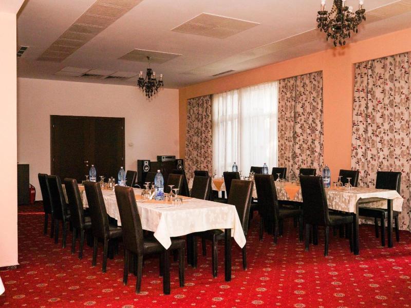 Hotel Criss image