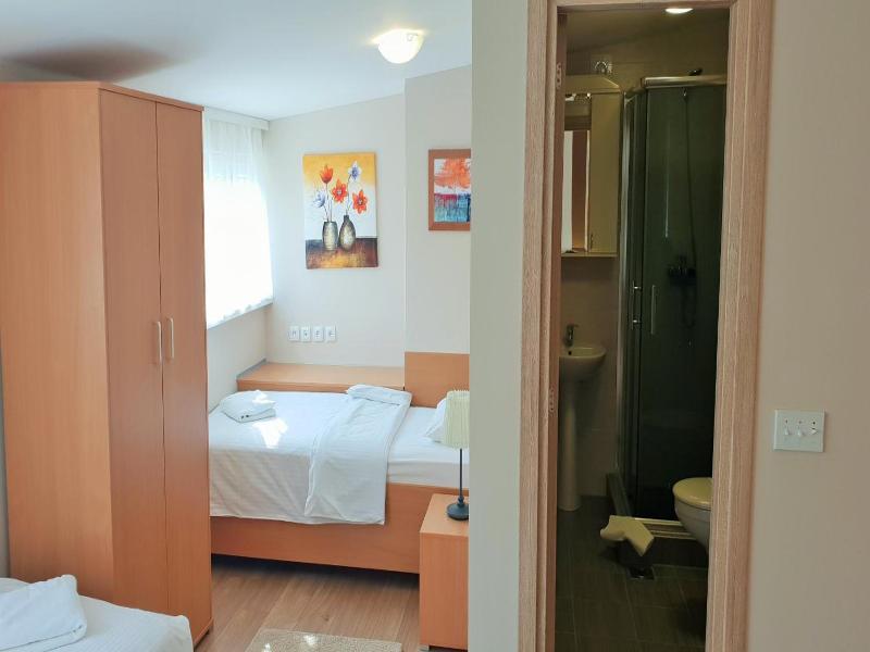 Hotel Topcider image