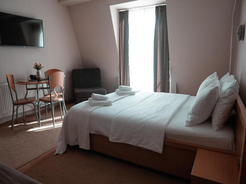 Hotel Topcider image