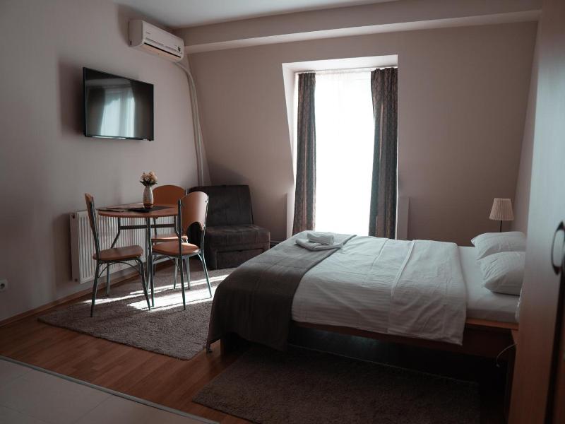 Hotel Topcider image
