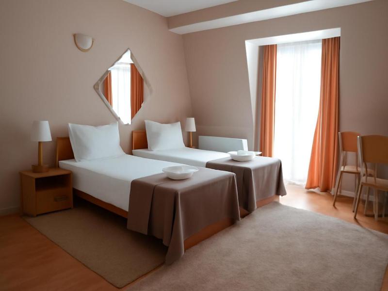 Hotel Topcider image