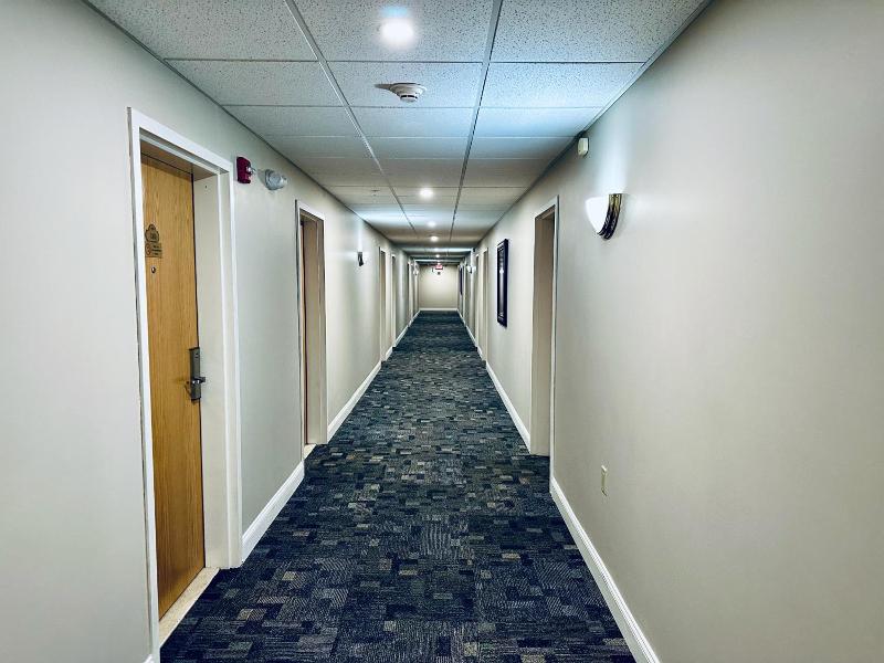 Ivey S Motor Lodge image