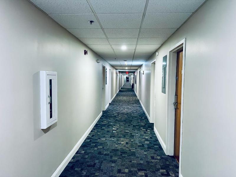 Ivey S Motor Lodge image