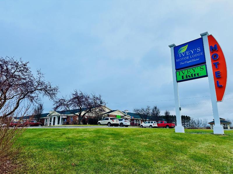 Ivey S Motor Lodge image