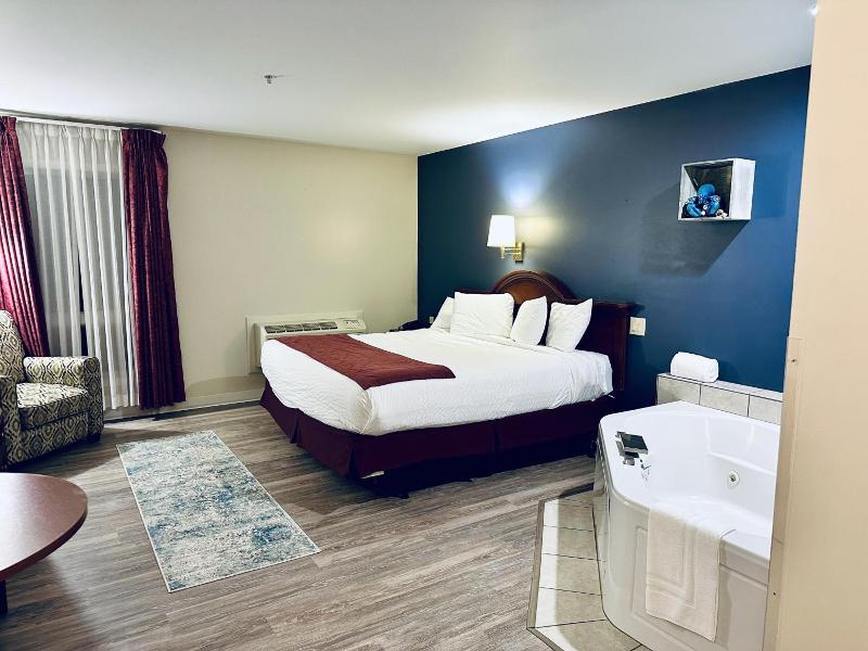 Ivey S Motor Lodge image
