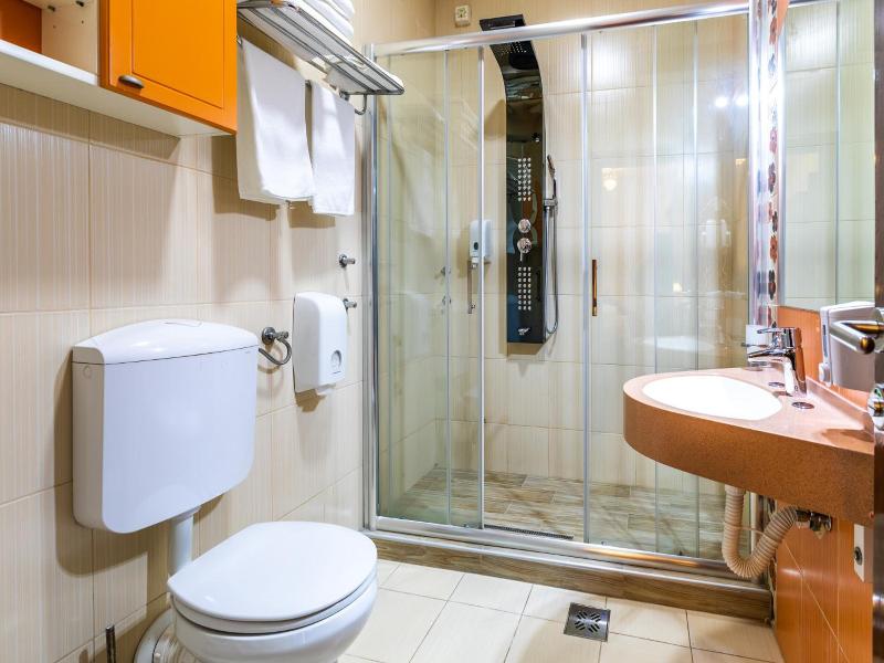 Garni Hotel Royal Crown