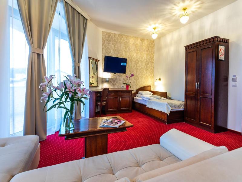 Garni Hotel Royal Crown
